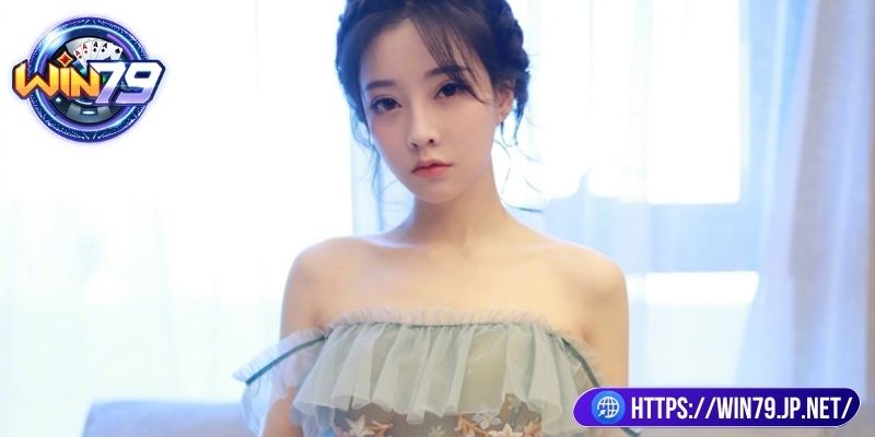 Khám phá tiểu sử của tác giả